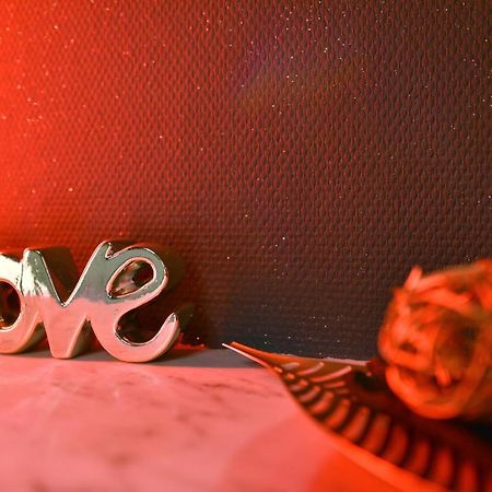 Moonlove, Spa/Sauna Et Jacuzzi Prives, Charme Et Detente. Nancy Exteriör bild