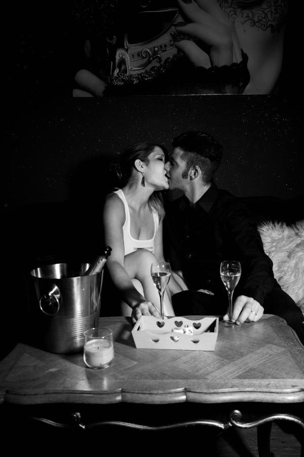 Moonlove, Spa/Sauna Et Jacuzzi Prives, Charme Et Detente. Nancy Exteriör bild